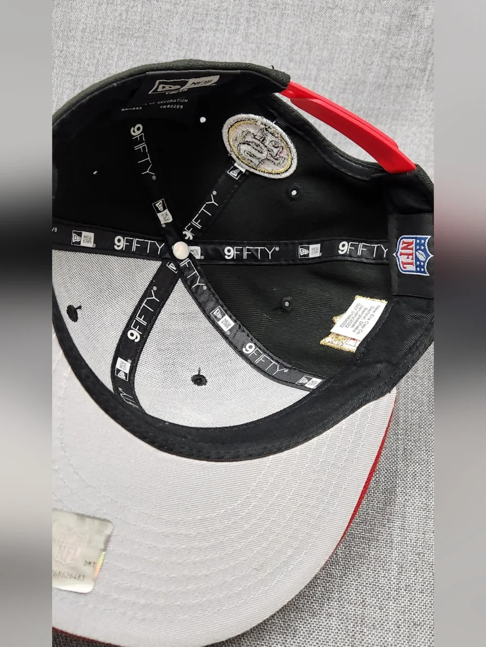 New Era × San Francisco 49ers 9Fifty Youth Snapback Adjustable Hat. - Picture 6 of 8